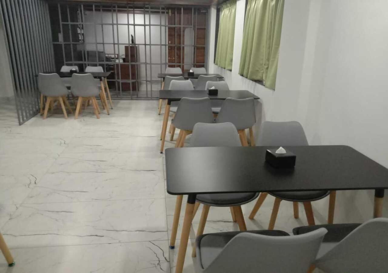 Sharman Suites Πούνε Εξωτερικό φωτογραφία