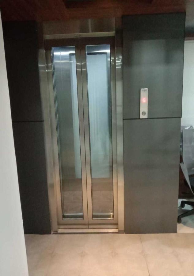 Sharman Suites Πούνε Εξωτερικό φωτογραφία